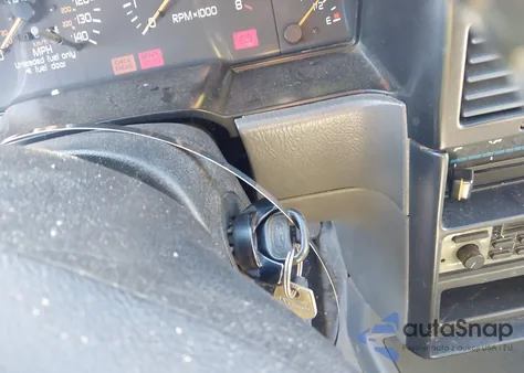 1991 Mercury Capri из США, поврежденный, VIN 6MPCT01Z1M8621040